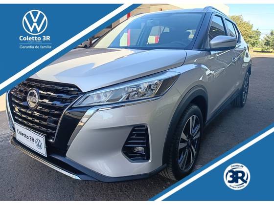 NISSAN KICKS PLAY 1.6 16V FLEXSTART SENSE XTRONIC NISSAN KICKS PLAY 1.6 16V FLEXSTART SENSE XTRONIC